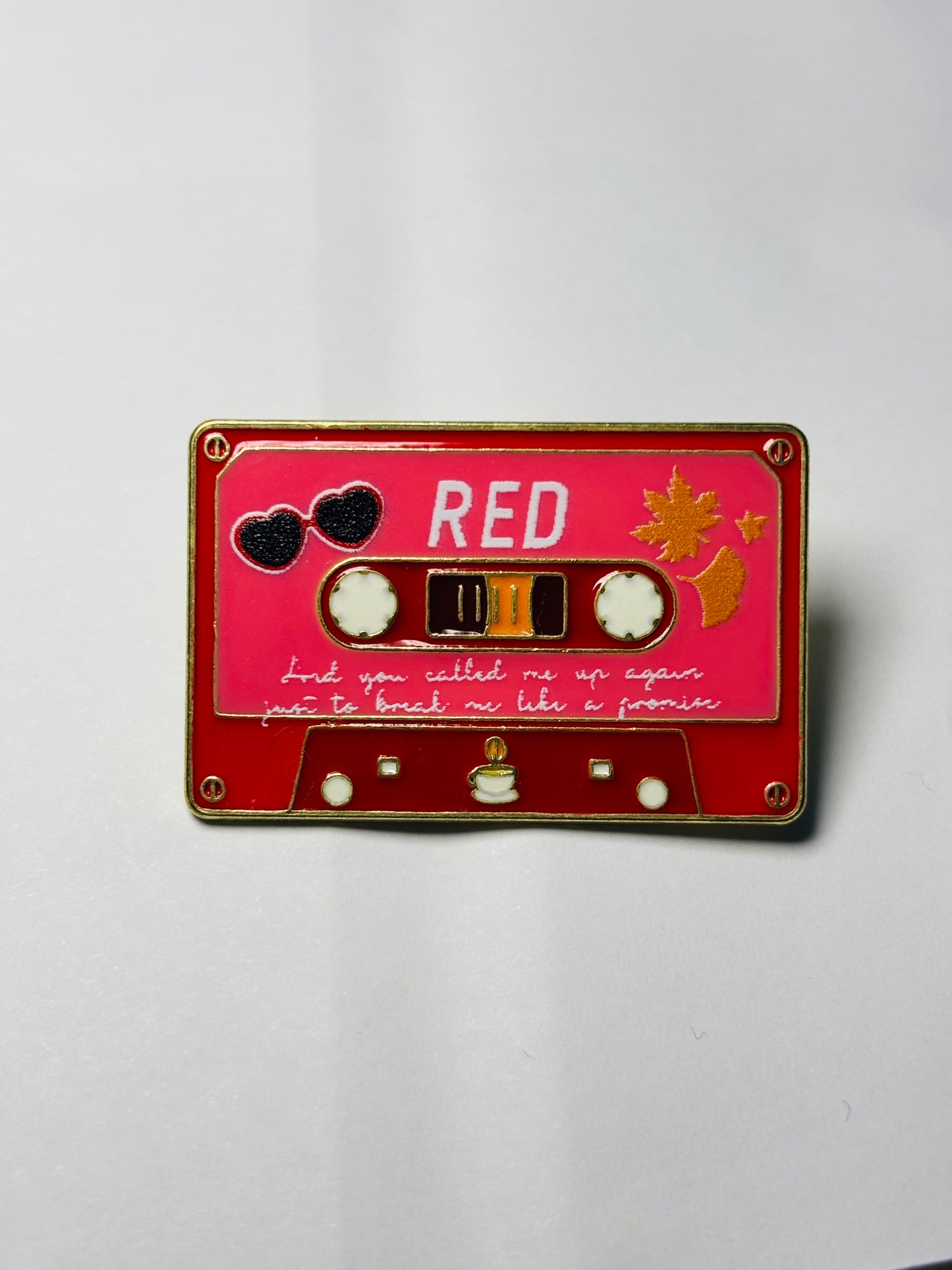 Pin Taylor (Metal)