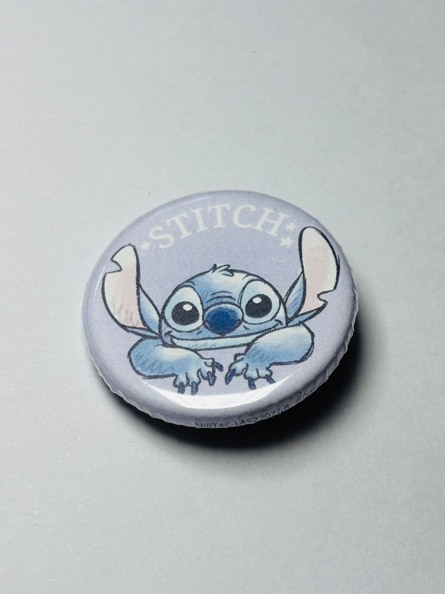 Pin boton Stitch (Metal)