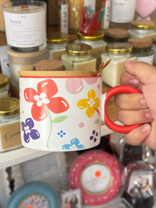 Taza de flores con tapadera y cuchara
